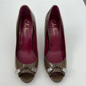 Cole Haan olive beige patent leather peep toe heels - 7.5B
